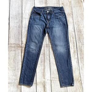 Boy jean Size 4 Regular American Eagle Outfitters Med Blue Wash